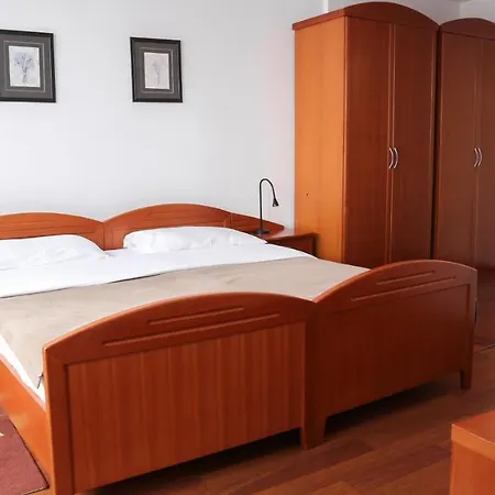 Srbija-free Parking Bělehrad
