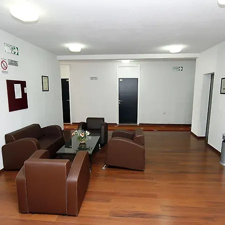 Srbija-free Parking 3* Bělehrad